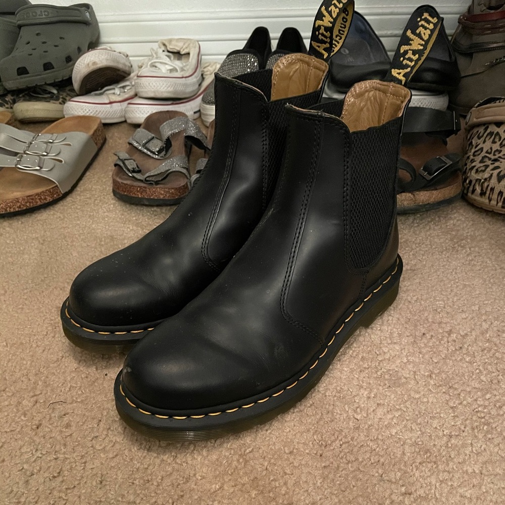 Doc Marten Chelsea Boots